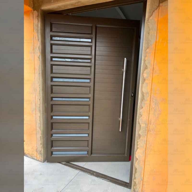 Aluminium Pivot Door - Image 5